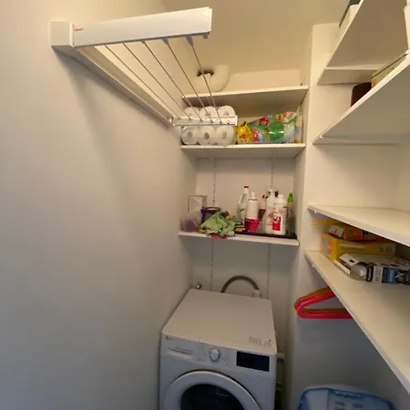 Le Mun-t2, 60m2, Balcons, Parking, Wifi, Linge, Produits, Face A La Gerdarmerie, Vue Cathedrale Apartment *