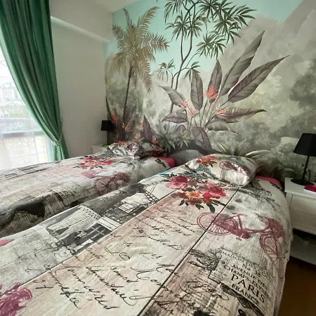 Le Mun,3 Etoiles-T2-60M2-Balcon-Parking-Wifi-Linge-Produits-Face A La Gerdarmerie-Vue Cathedrale Reims
